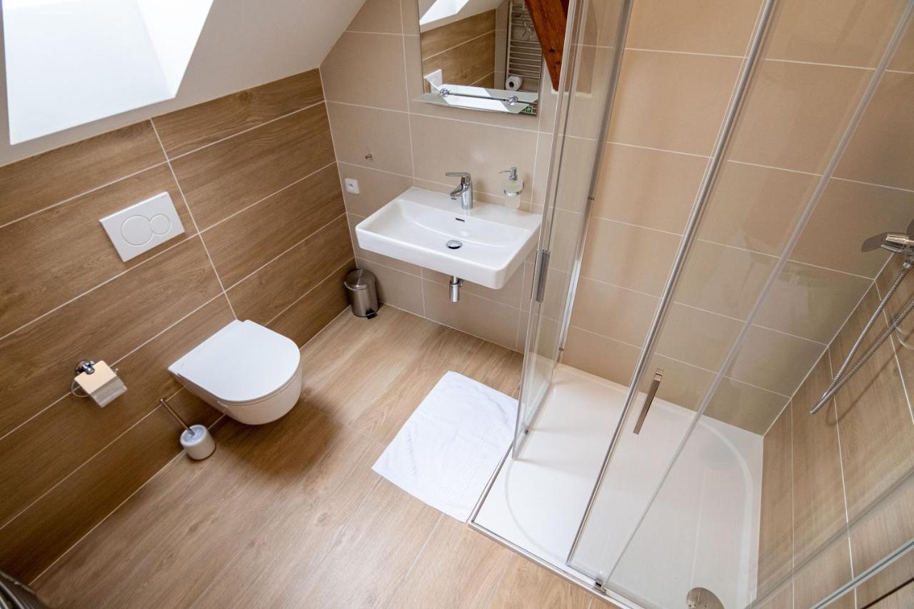 Penzion Elux Břeclav Exterior foto